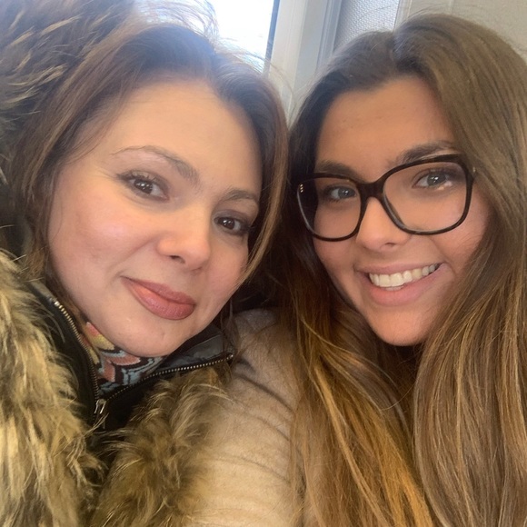 Meet your Posher, Sarah - Picture 8 of 8